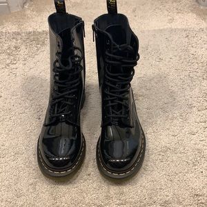 Dr Martens 1490 Patent leather Boots